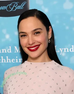 gal_gadot / Gal Gadot / inked_hriss nude photo #3306