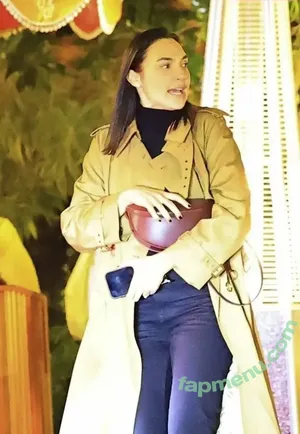 gal_gadot / Gal Gadot nude photo #3339