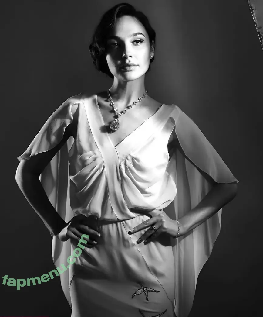 gal_gadot nude photo #3125 (inked_hriss)