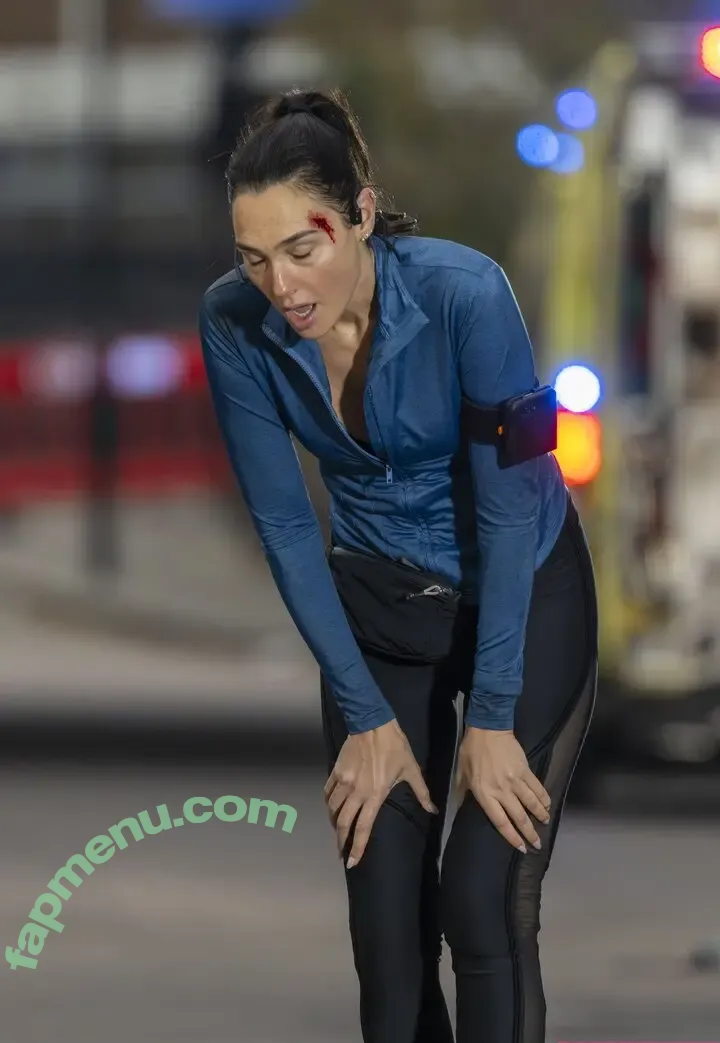 gal_gadot nude photo #3262 (Gal Gadot / inked_hriss)