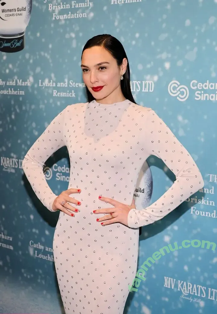 gal_gadot nude photo #3284 (Gal Gadot / inked_hriss)