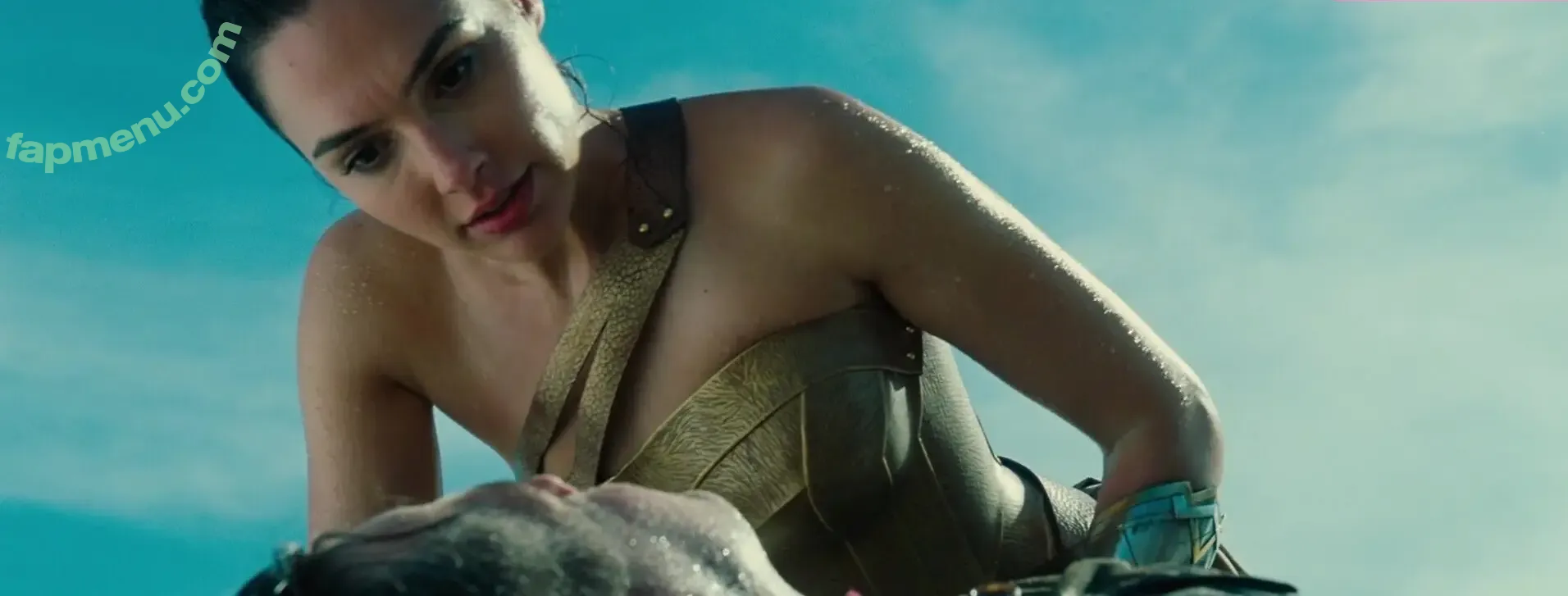 gal_gadot nude photo #3356 (Gal Gadot)