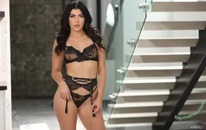 Gal Ritchie / thegalritchie nude photo #0685