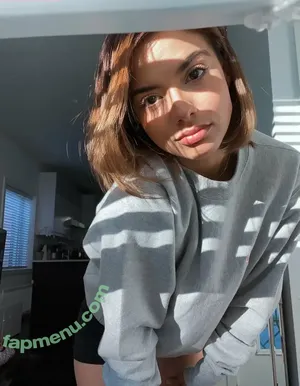 Galadriex / quenofhearts nude photo #0182