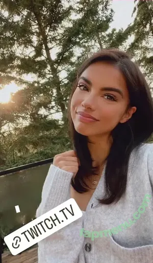 Galadriex / quenofhearts nude photo #0202