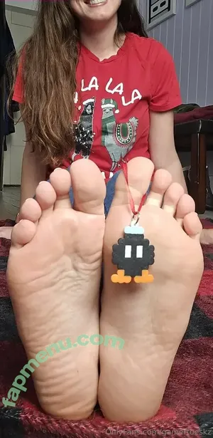 GamertoesKZ / galleriaofsoles nude photo #0164