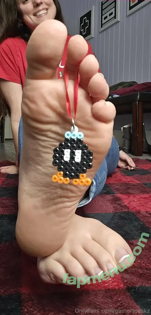 GamertoesKZ nude photo #0165 (galleriaofsoles)