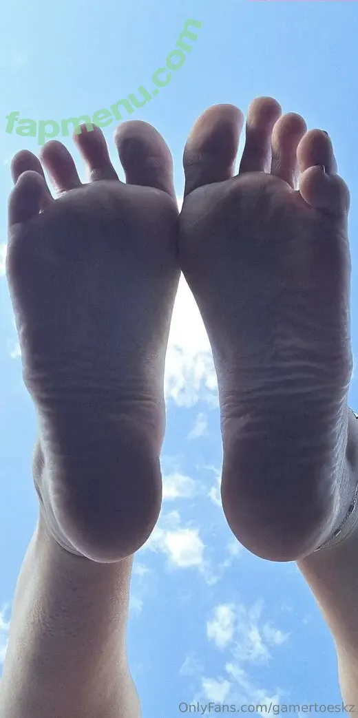 GamertoesKZ nude photo #0211 (galleriaofsoles)