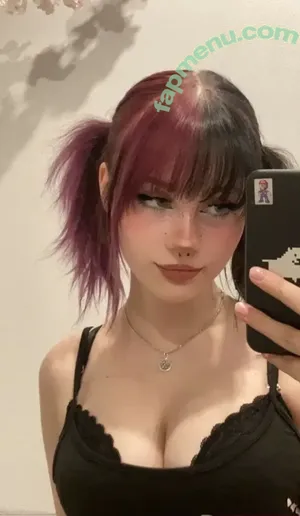  nude photo #0002