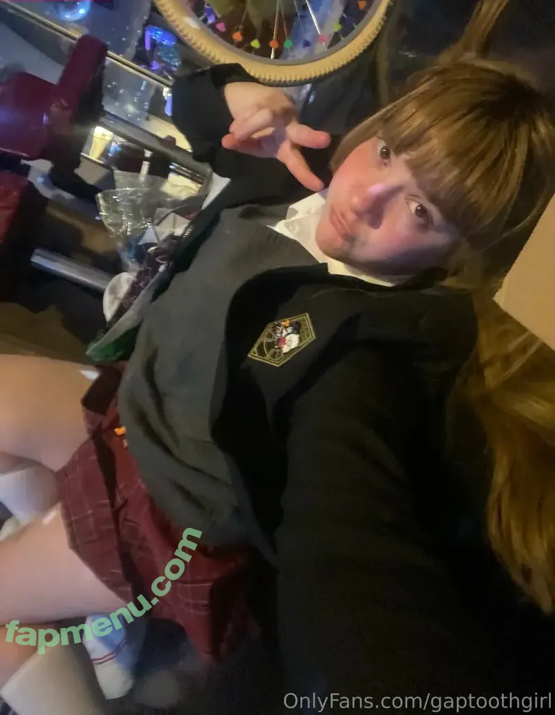 gaptoothgirl nude photo #0026 (gaptoothgirl.art)