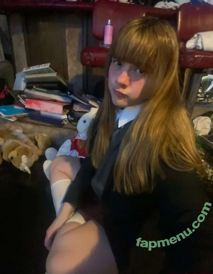 gaptoothgirl nude photo #0038 (gaptoothgirl.art)