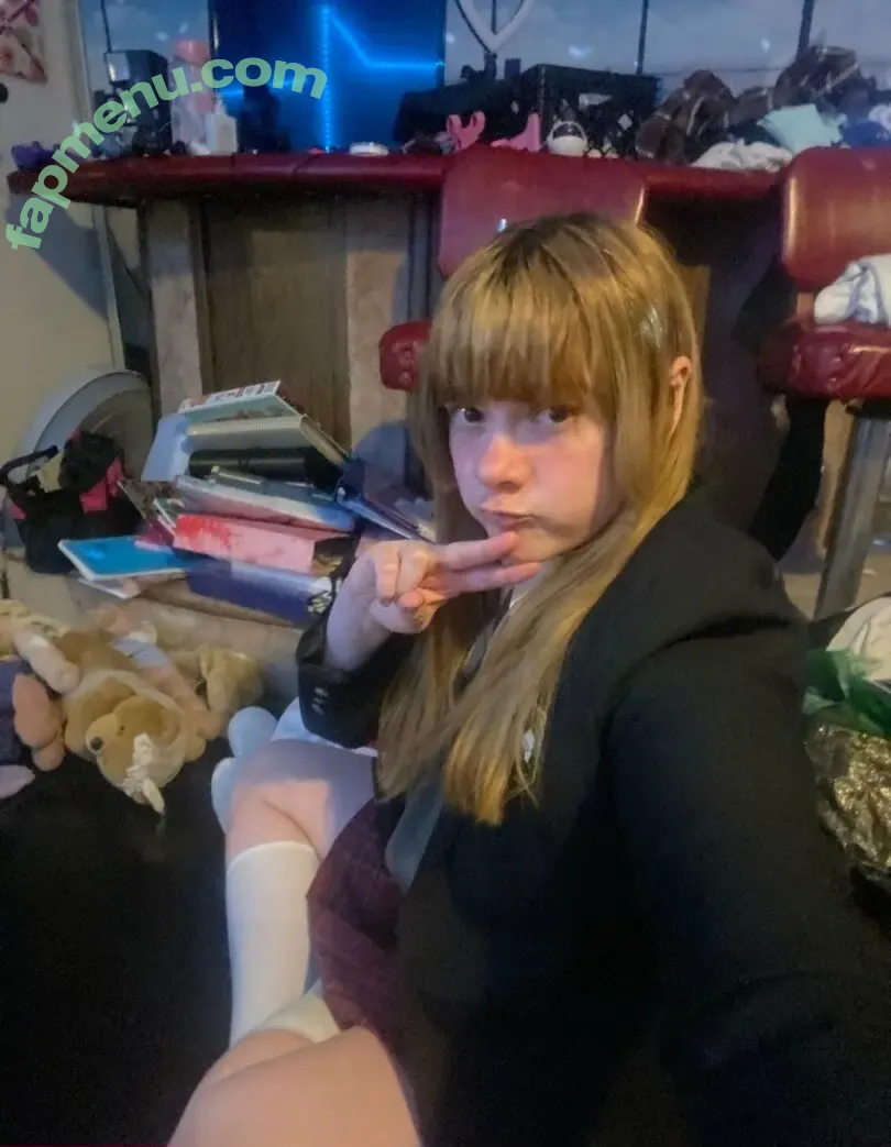 gaptoothgirl nude photo #0039 (gaptoothgirl.art)