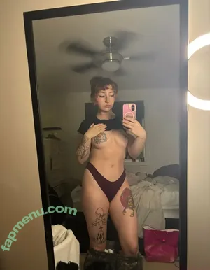 garfeildlover69 / garfieldlover.2 nude photo #0002