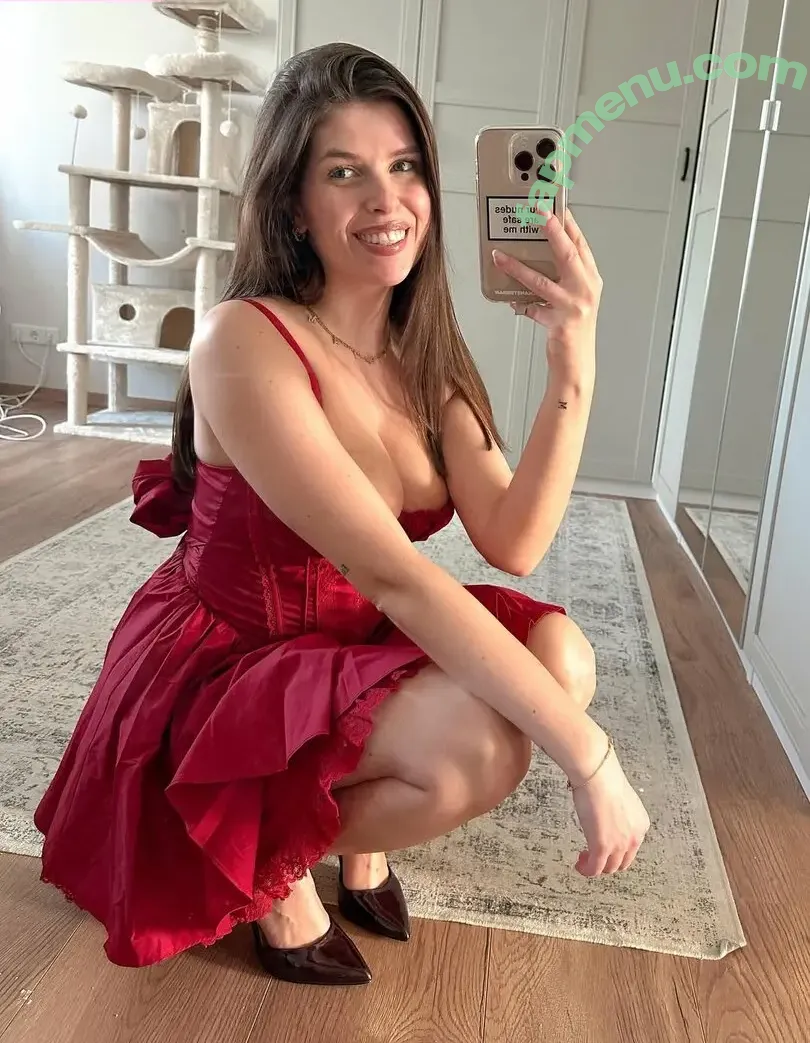 gastmiriam nude photo #0012 (gastmiriam)