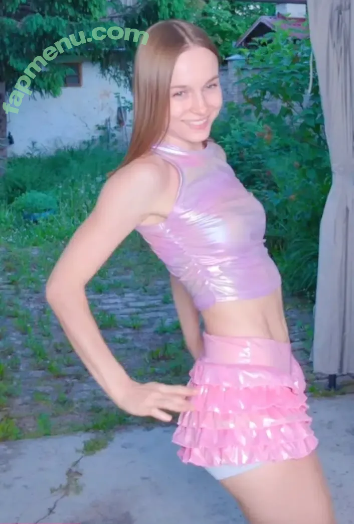 Gavrilka nude photo #0106 (gavrilka300)
