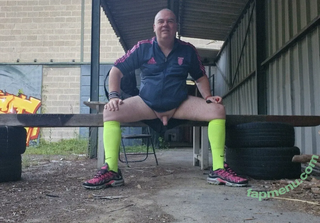 gay-jeremy nude photo #0013 (jeremy_g_)
