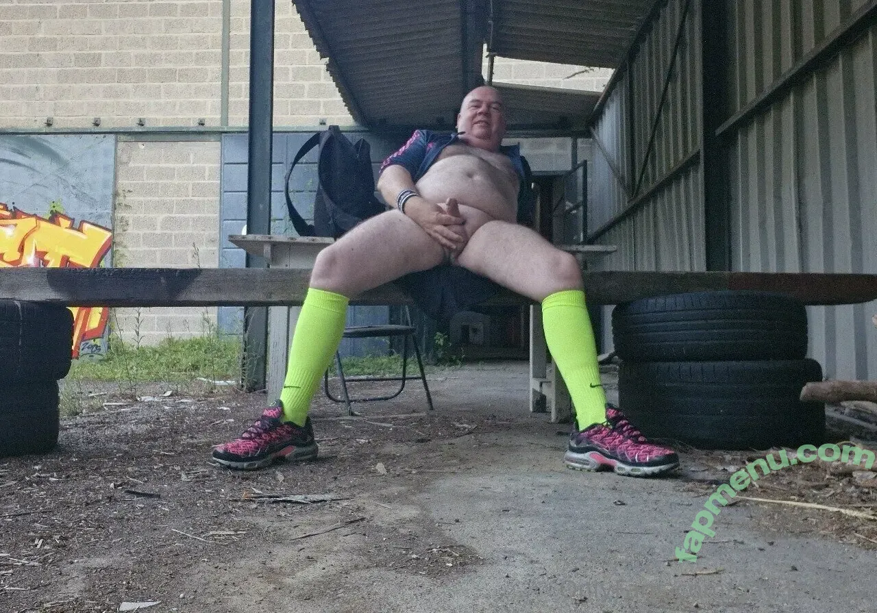 gay-jeremy nude photo #0020 (jeremy_g_)