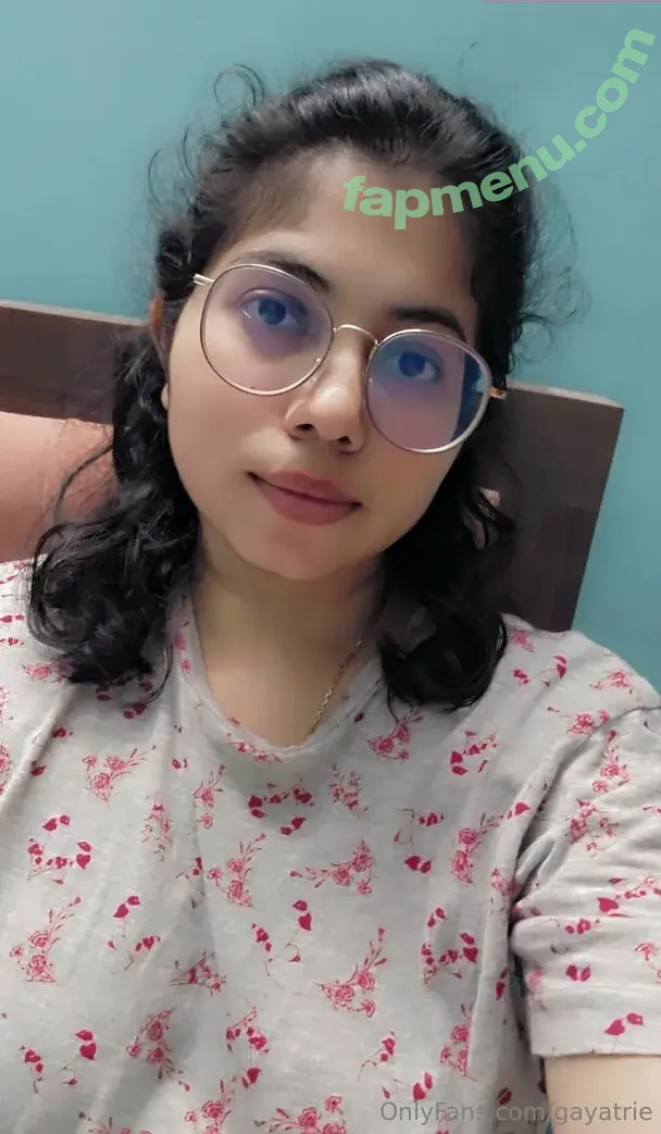 gayatrie nude photo #0007 (gayathrieshankar)
