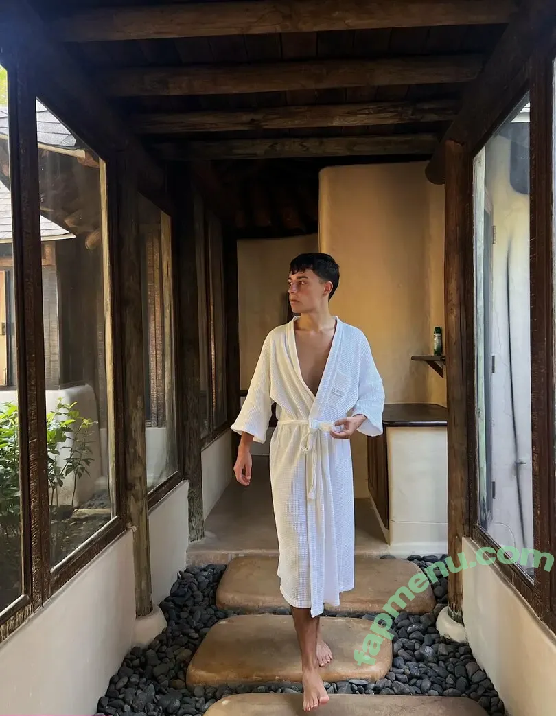 gaycouplecute nude photo #0033 (gaycouplecute)