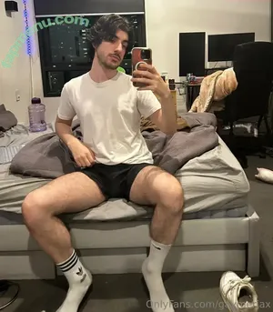  nude photo #0001