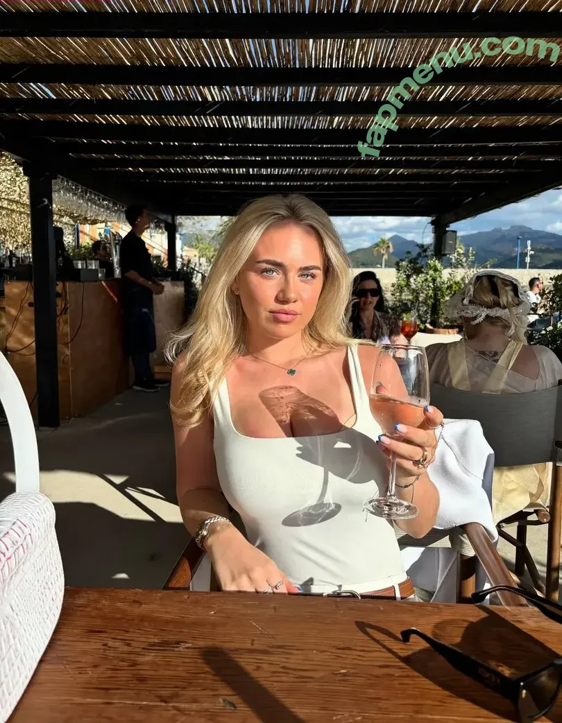 Gazygabz3 nude photo #0193 (Gabi.daviesx)