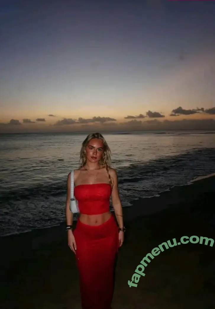 Gazygabz3 nude photo #0198 (Gabi.daviesx)