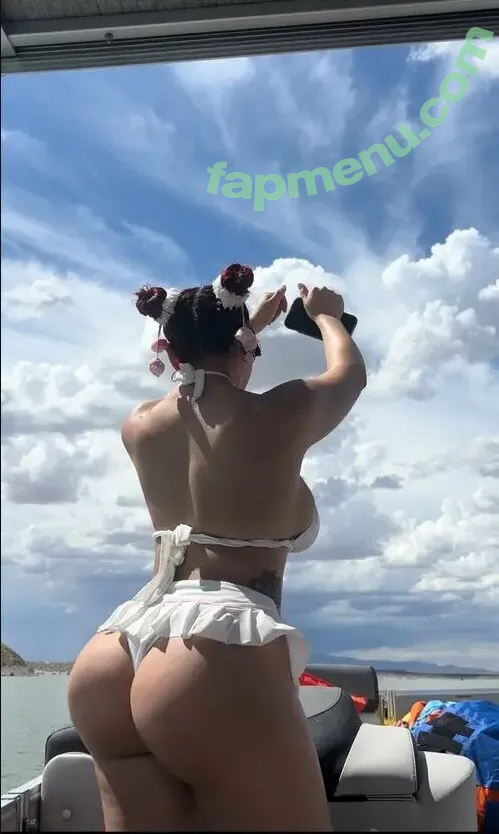 geeenneeesis nude photo #0006 (xobarbietingzz)