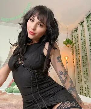 gemdevinetv / gem.devine nude photo #0002