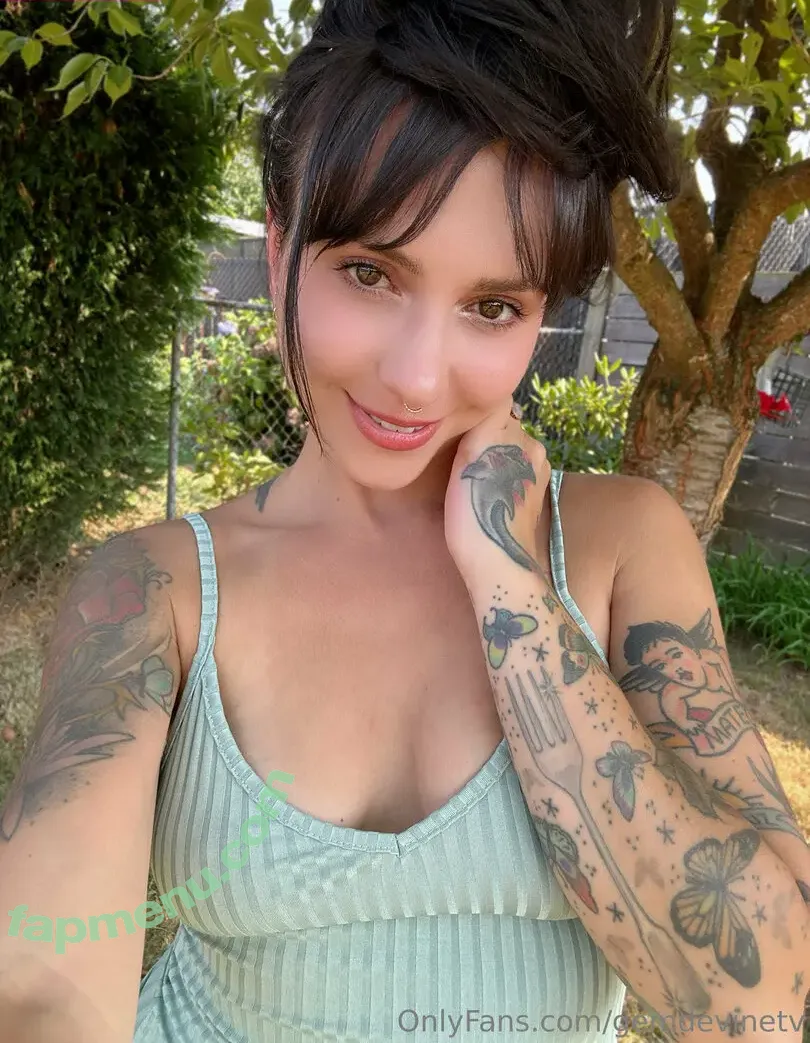 gemdevinetv nude photo #0027 (gem.devine)