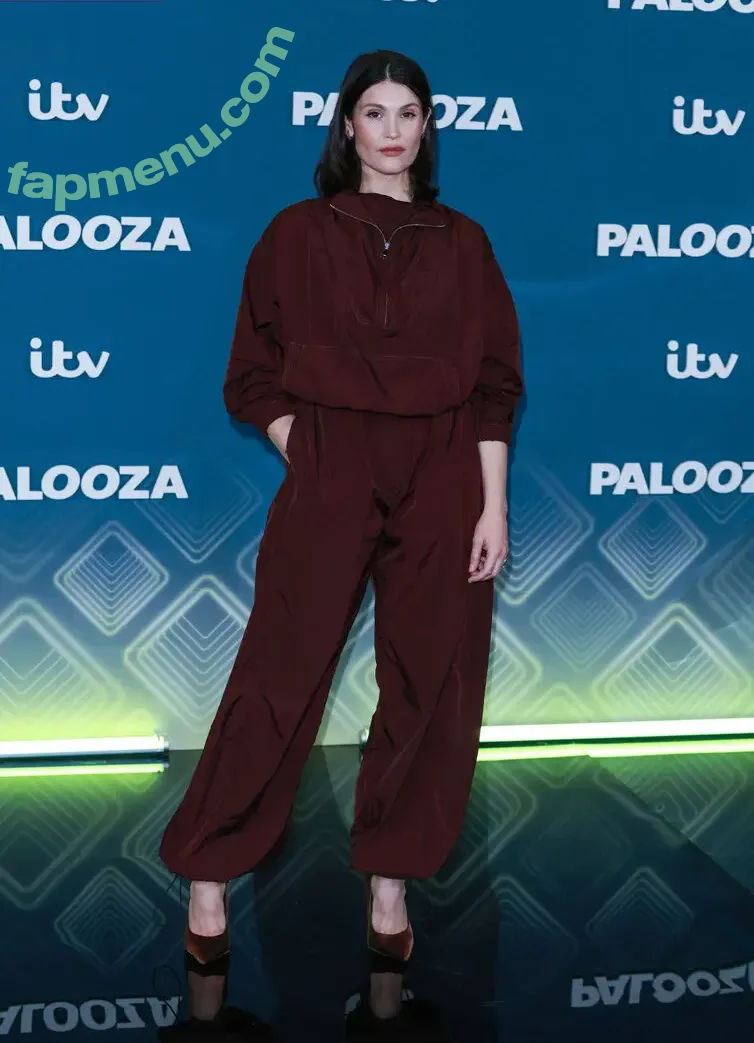 Gemma Arterton nude photo #0306 (gemmaartertonitalia)