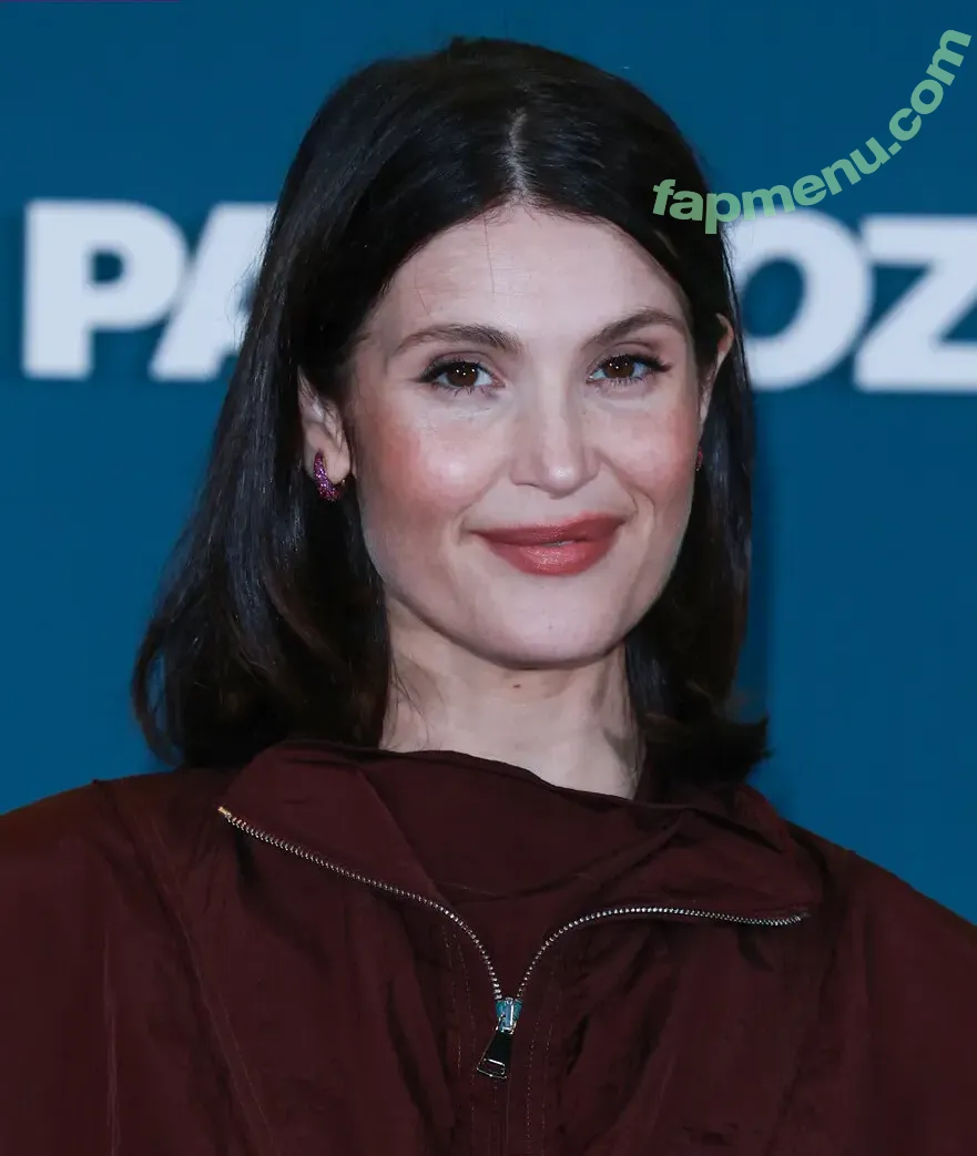 Gemma Arterton nude photo #0307 (gemmaartertonitalia)