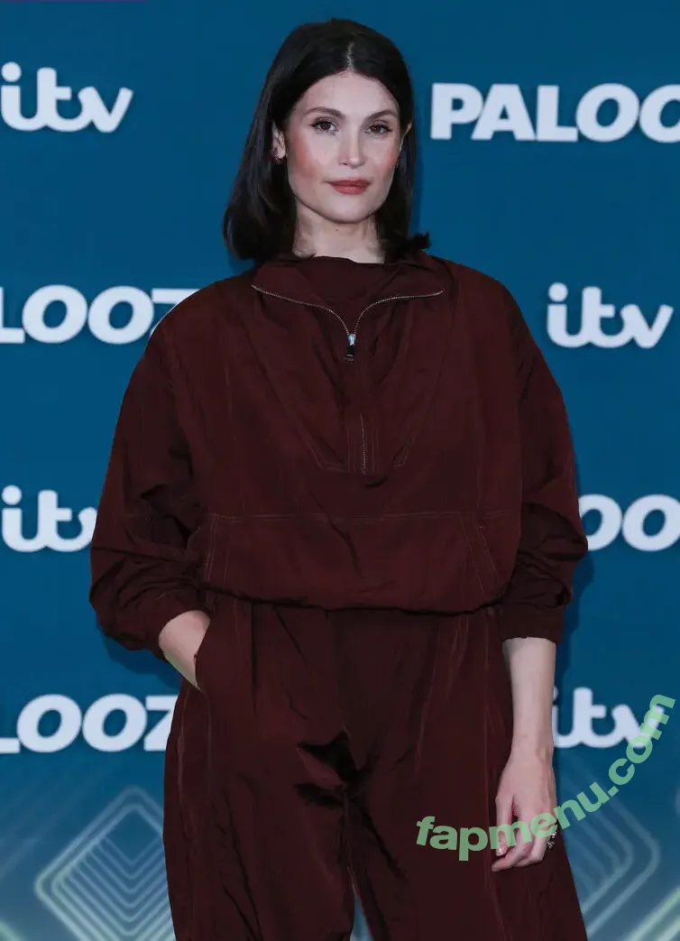 Gemma Arterton nude photo #0308 (gemmaartertonitalia)