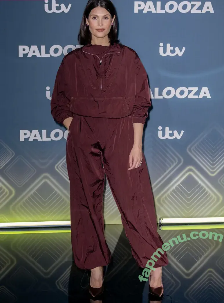 Gemma Arterton nude photo #0312 (gemmaartertonitalia)