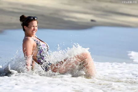 Gemma Atkinson / MissGAtkinson / glouiseatkinson nude photo #0823