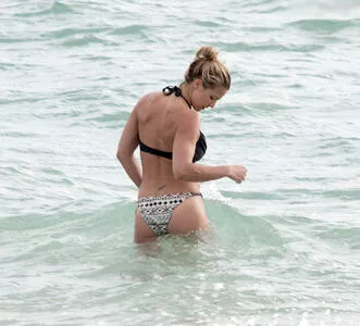 Gemma Atkinson / MissGAtkinson / glouiseatkinson nude photo #0887