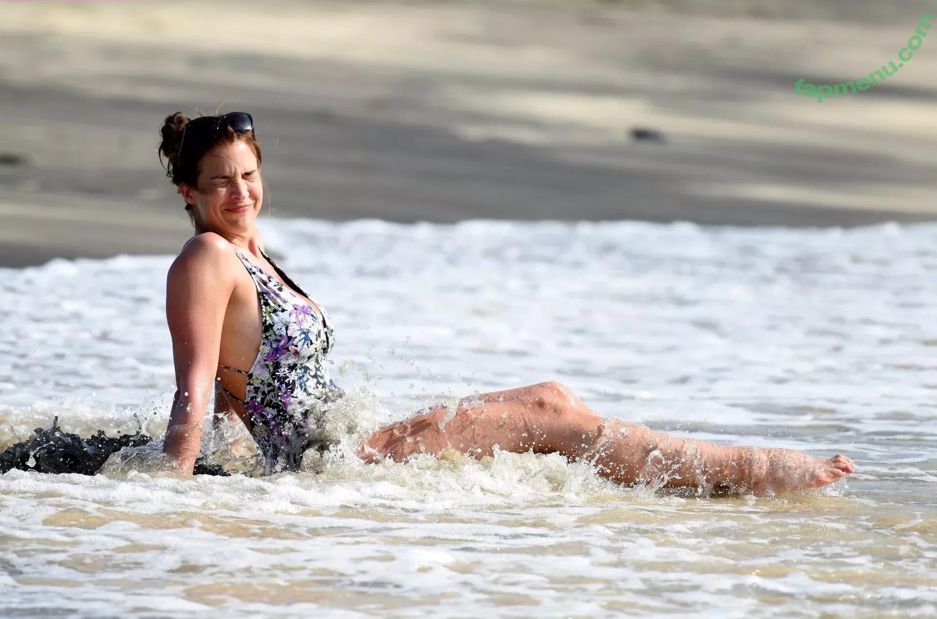 Gemma Atkinson nude photo #0826 (MissGAtkinson / glouiseatkinson)