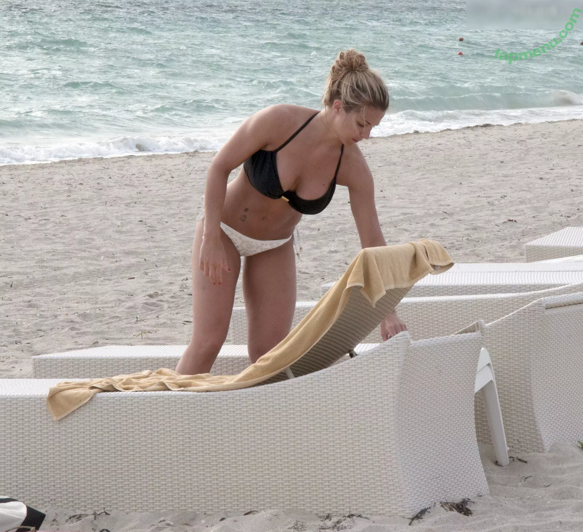 Gemma Atkinson nude photo #0883 (MissGAtkinson / glouiseatkinson)