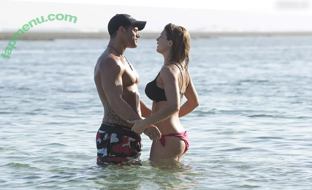 Gemma Atkinson nude photo #0917 (MissGAtkinson / glouiseatkinson)