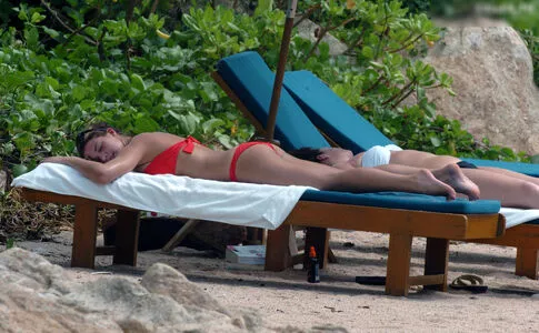 Gemma Atkinson / MissGAtkinson / glouiseatkinson nude photo #1164