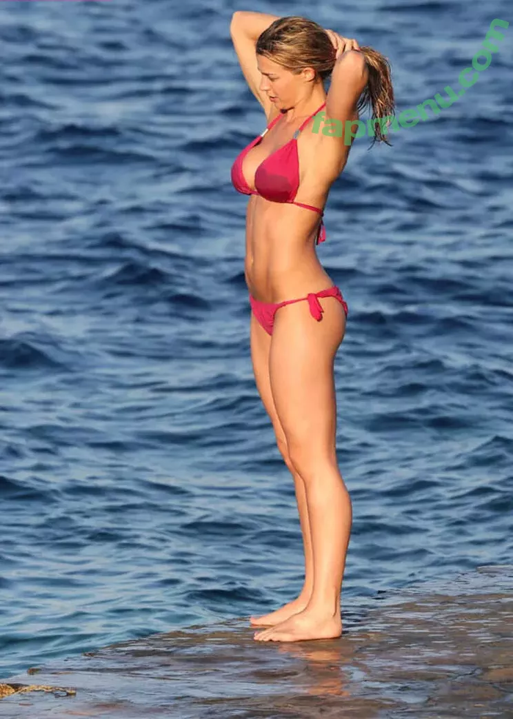 Gemma Atkinson nude photo #1007 (MissGAtkinson / glouiseatkinson)