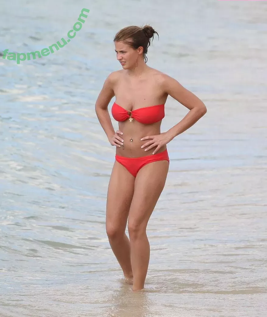 Gemma Atkinson nude photo #1031 (MissGAtkinson / glouiseatkinson)