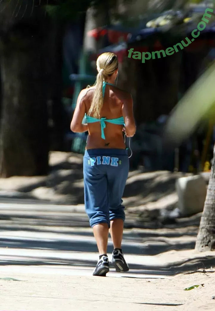 Gemma Atkinson nude photo #1044 (MissGAtkinson / glouiseatkinson)