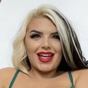 Gemma Lago / cleavagequeenx / gemmalago nude photo #0003