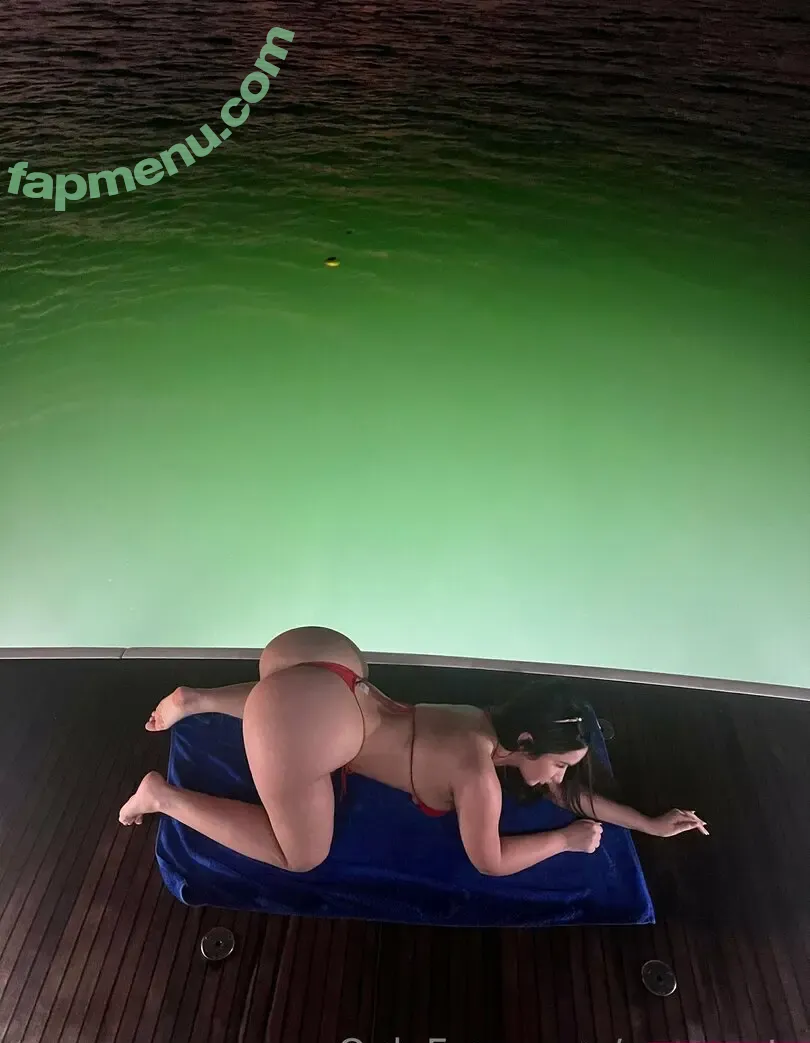 genaaatg nude photo #0018 (genaaatg)