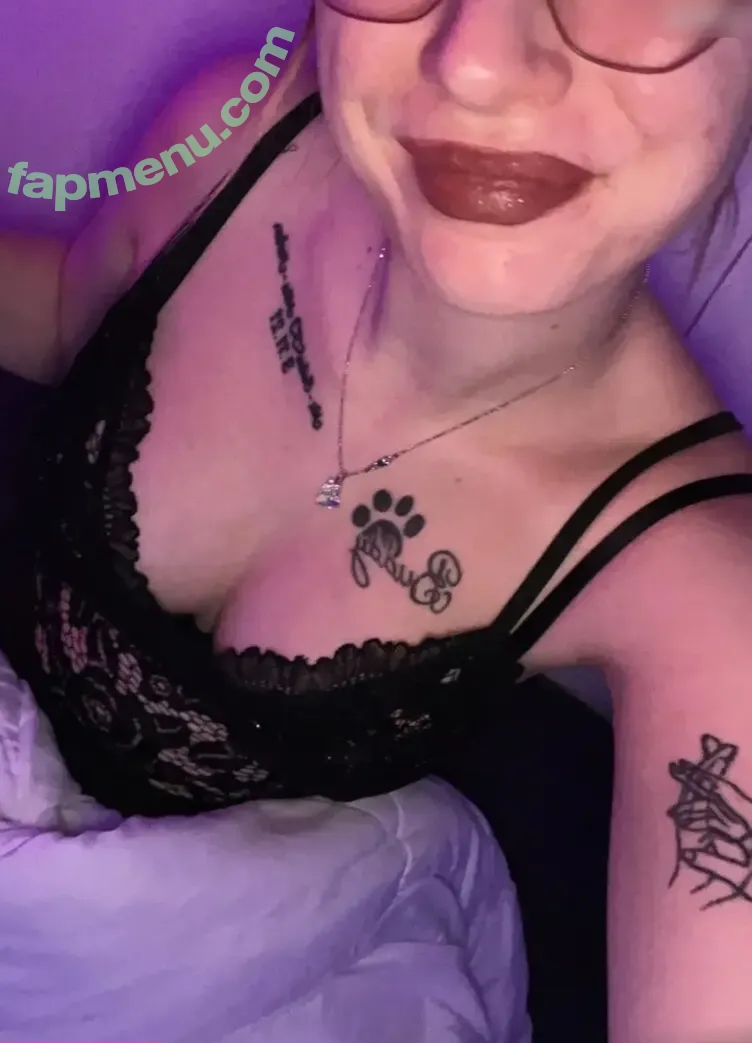 genaudasrichtige nude photo #0005 (genaudasrichtige)