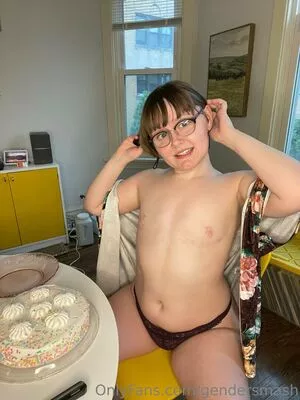 gendersmash / genderthrash nude photo #0076