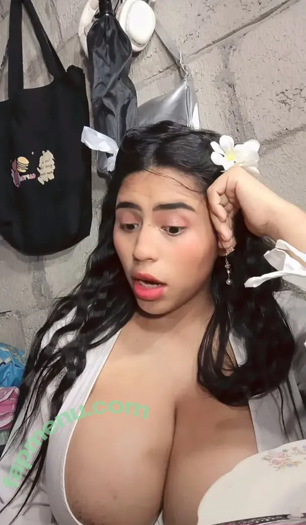 Genemigui nude photo #0027 (Genesismiguitama)