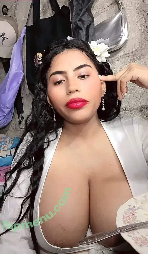 Genemigui nude photo #0031 (Genesismiguitama)