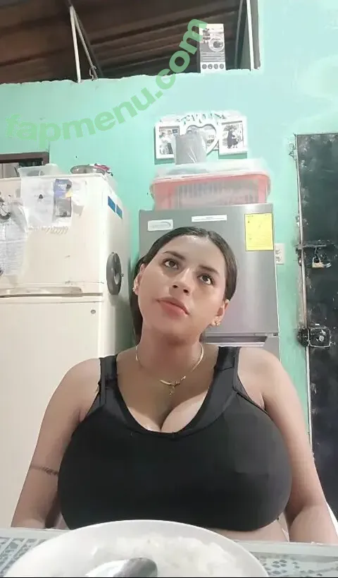 Genemigui nude photo #0038 (Genesismiguitama)