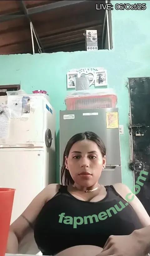 Genemigui nude photo #0040 (Genesismiguitama)